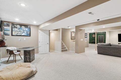 Tiny photo for 6806 Highgate Road, Carpentersville, IL 60110 (MLS # 12625495)