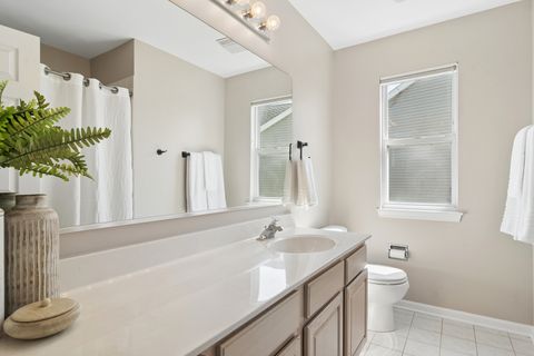 Tiny photo for 6806 Highgate Road, Carpentersville, IL 60110 (MLS # 12625495)
