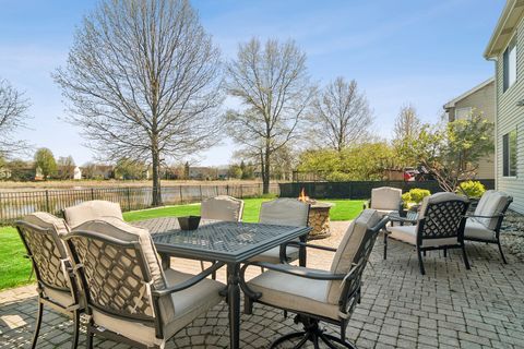 Tiny photo for 6806 Highgate Road, Carpentersville, IL 60110 (MLS # 12625495)