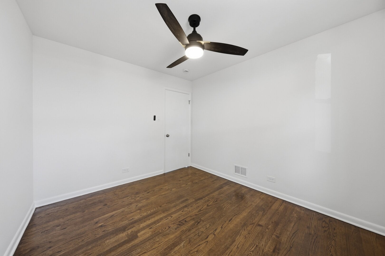 654 W 111th Street