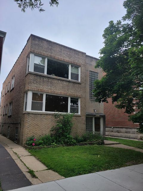 2521 W Farragut Avenue Chicago IL 60625