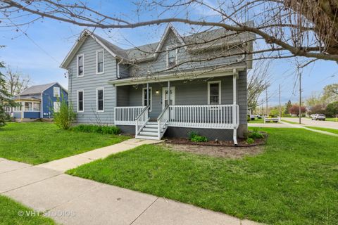 703 Park Avenue Sycamore IL 60178