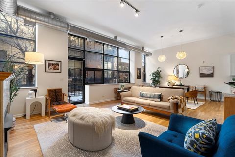 Tiny photo for 1137 N Wood Street #1F, Chicago, IL 60622 (MLS # 12542237)