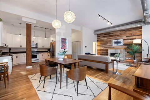 Tiny photo for 1137 N Wood Street #1F, Chicago, IL 60622 (MLS # 12542237)