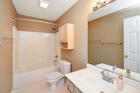 Tiny photo for 5 Andy Court #4, Bloomington, IL 61704 (MLS # 12549984)