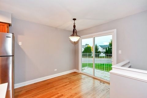 Tiny photo for 608 Inverrary Lane #608, Deerfield, IL 60015 (MLS # 12383042)