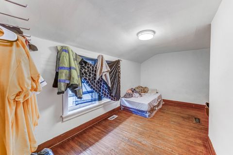 Tiny photo for 800 W Park Avenue, Joliet, IL 60436 (MLS # 12385092)