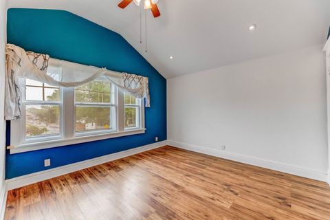 Tiny photo for 800 W Park Avenue, Joliet, IL 60436 (MLS # 12385092)