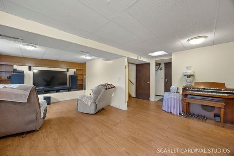 Tiny photo for 2140 Sandburg Drive, Aurora, IL 60506 (MLS # 12574366)