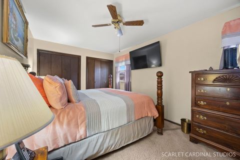 Tiny photo for 2140 Sandburg Drive, Aurora, IL 60506 (MLS # 12574366)