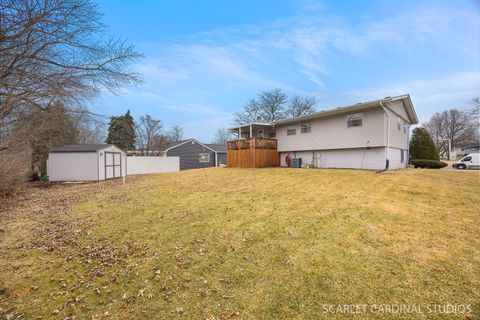 Tiny photo for 2140 Sandburg Drive, Aurora, IL 60506 (MLS # 12574366)
