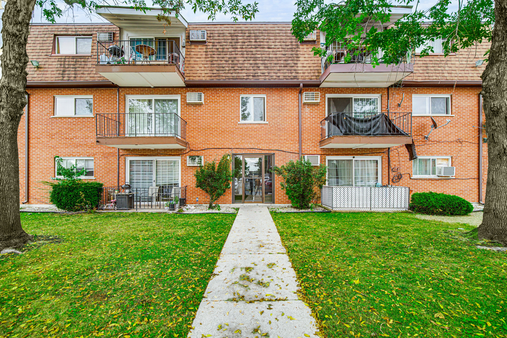 10510 Parkside Avenue 1