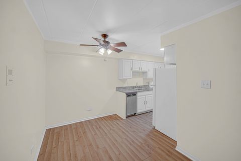 Tiny photo for 10510 Parkside Avenue #1, Chicago Ridge, IL 60415 (MLS # 12493143)