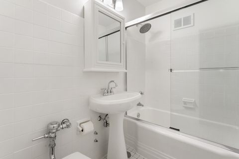 Tiny photo for 4970 N Marine Drive #1030, Chicago, IL 60640 (MLS # 12479891)