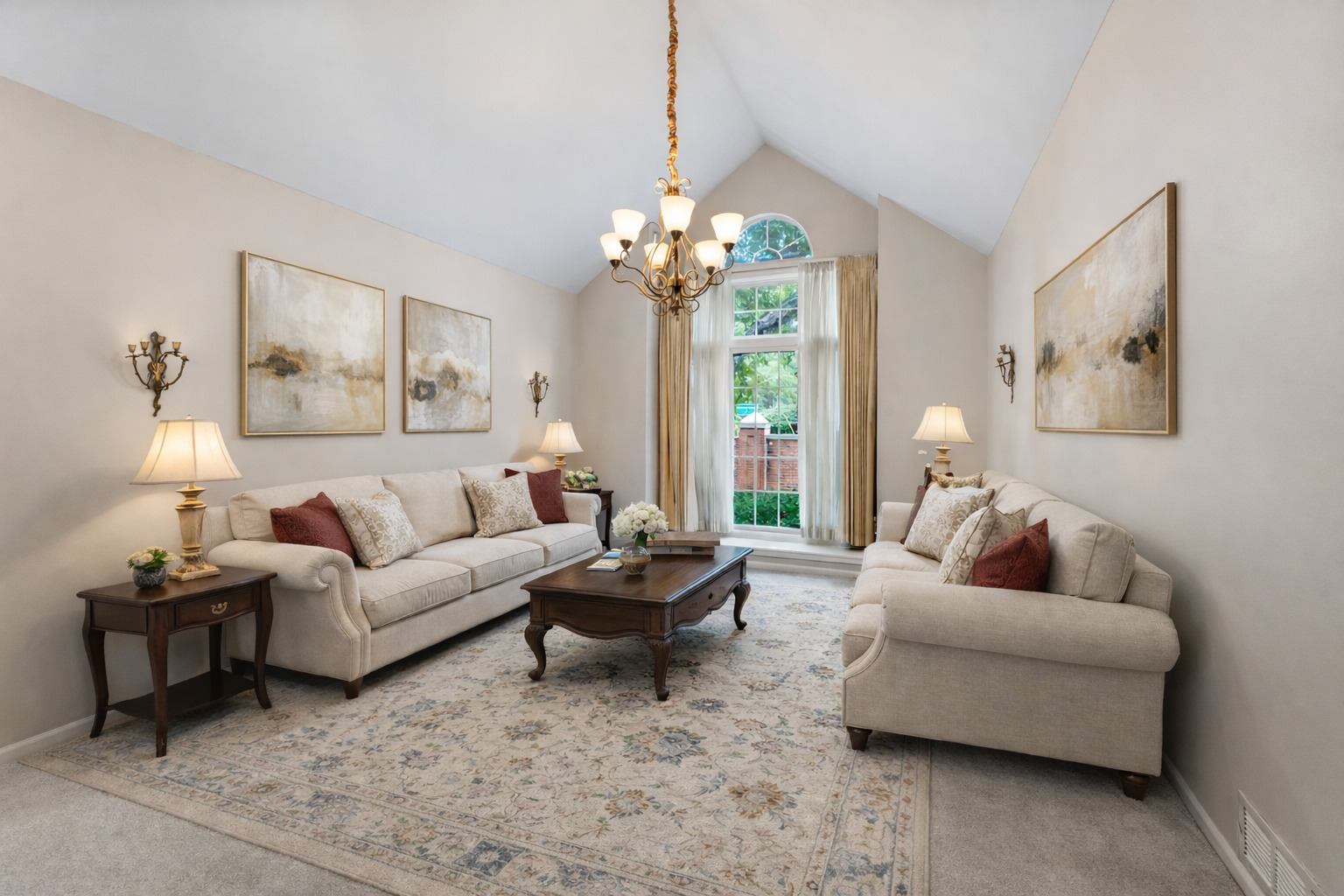 1903 N Evergreen Avenue