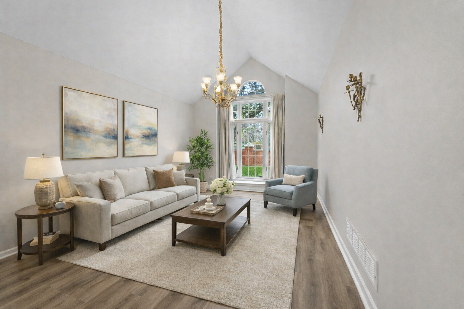 1903 N Evergreen Avenue