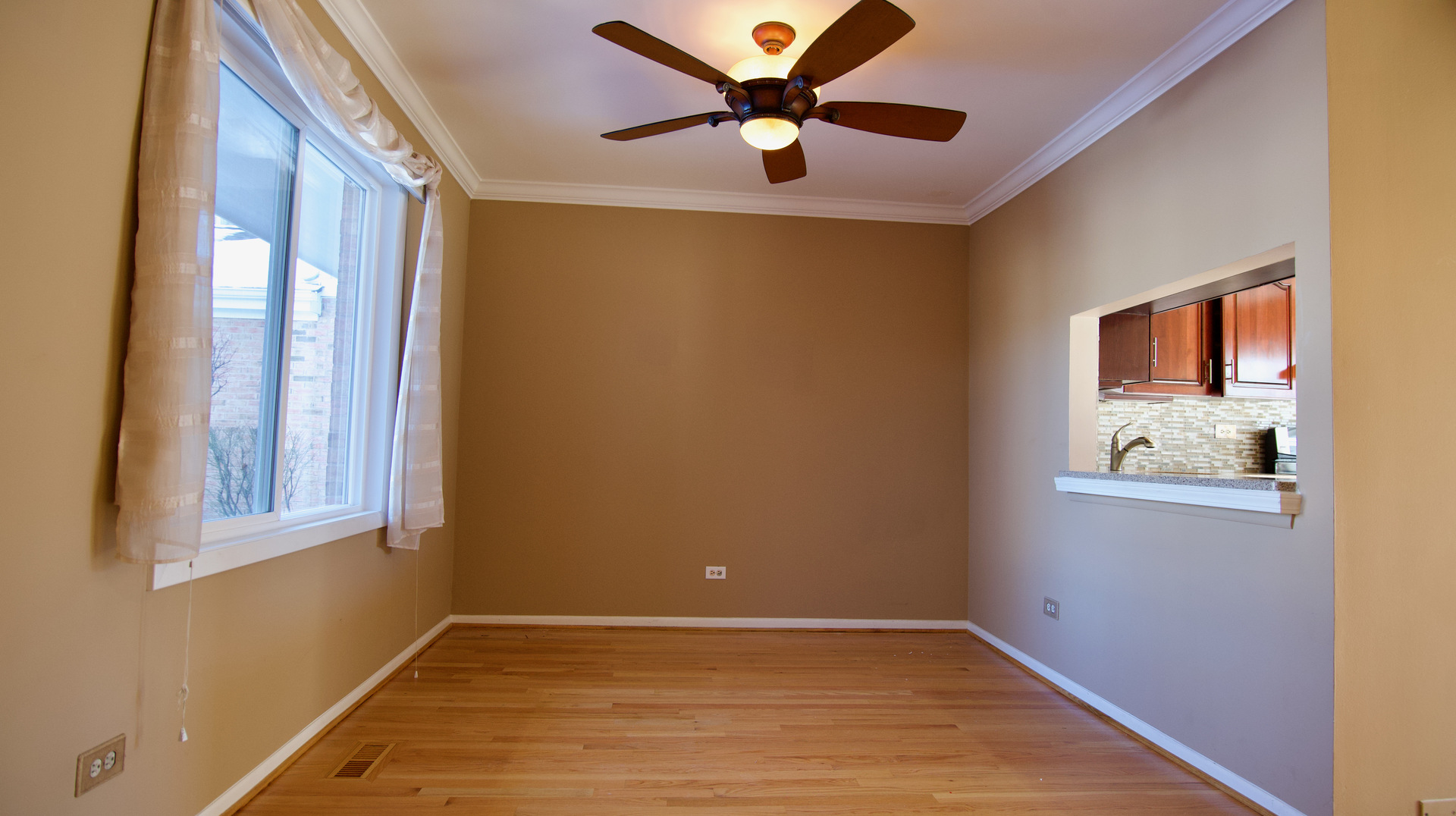 253 W Golfview Terrace