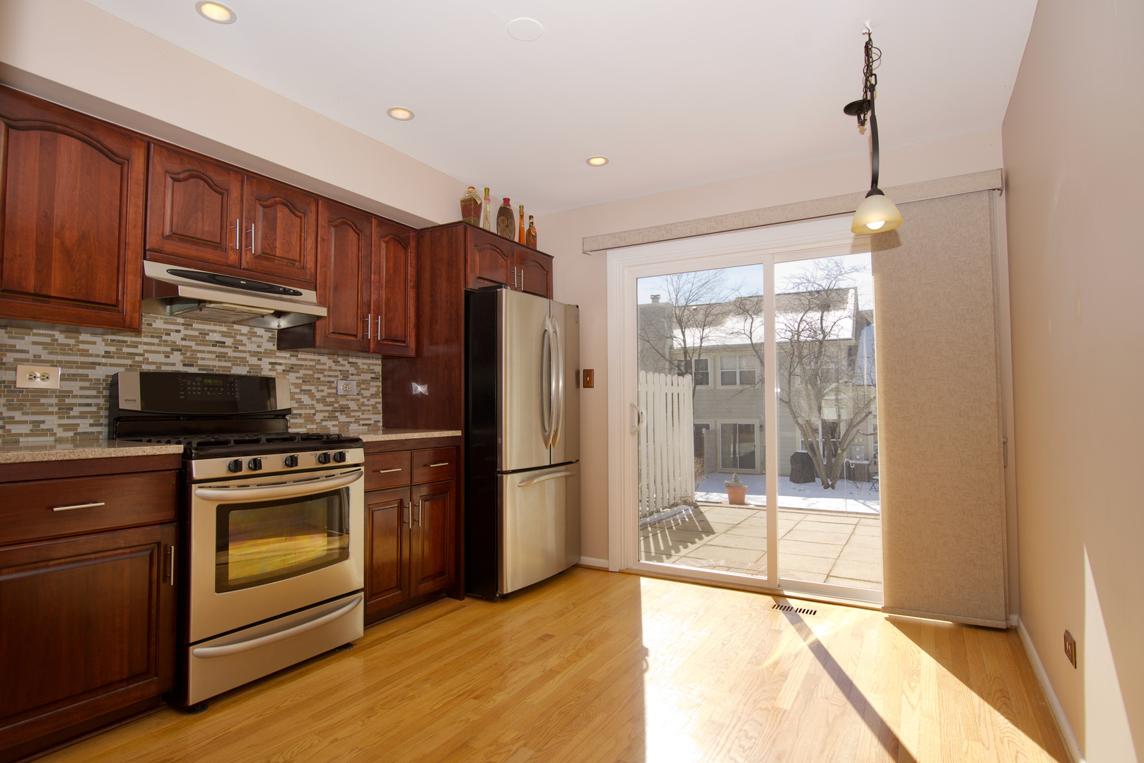 253 W Golfview Terrace