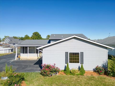 Tiny photo for 115 W South Street, Kirkland, IL 60146 (MLS # 12494223)