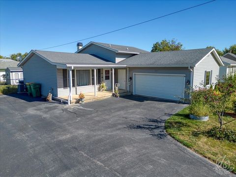 Tiny photo for 115 W South Street, Kirkland, IL 60146 (MLS # 12494223)