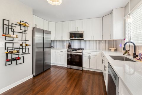 Tiny photo for 5513 Chantilly Circle, Lake In The Hills, IL 60156 (MLS # 12614826)