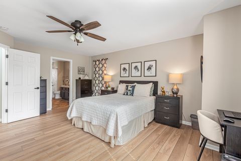 Tiny photo for 5513 Chantilly Circle, Lake In The Hills, IL 60156 (MLS # 12614826)
