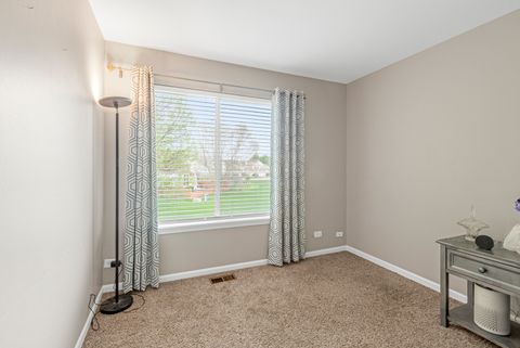 Tiny photo for 5513 Chantilly Circle, Lake In The Hills, IL 60156 (MLS # 12614826)
