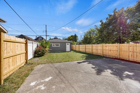 Tiny photo for 1701 N Newland Avenue, Chicago, IL 60707 (MLS # 12487696)