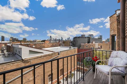 Tiny photo for 958 W Willow Street #4, Chicago, IL 60614 (MLS # 12666843)