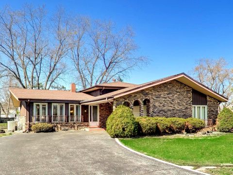 Photo of 12300 S Austin Avenue, Palos Heights, IL 60463 (MLS # 12590149)