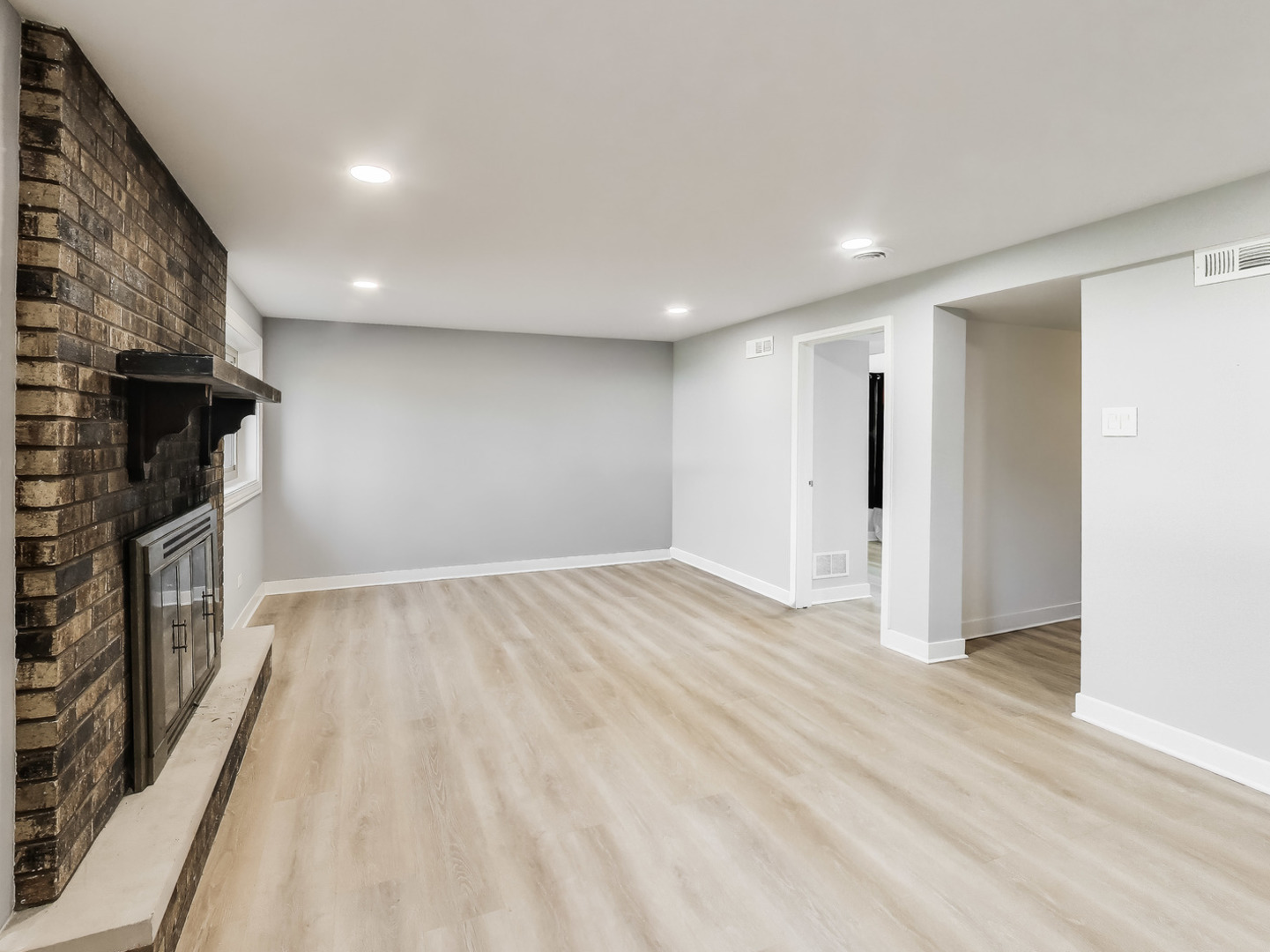 12300 S Austin Avenue