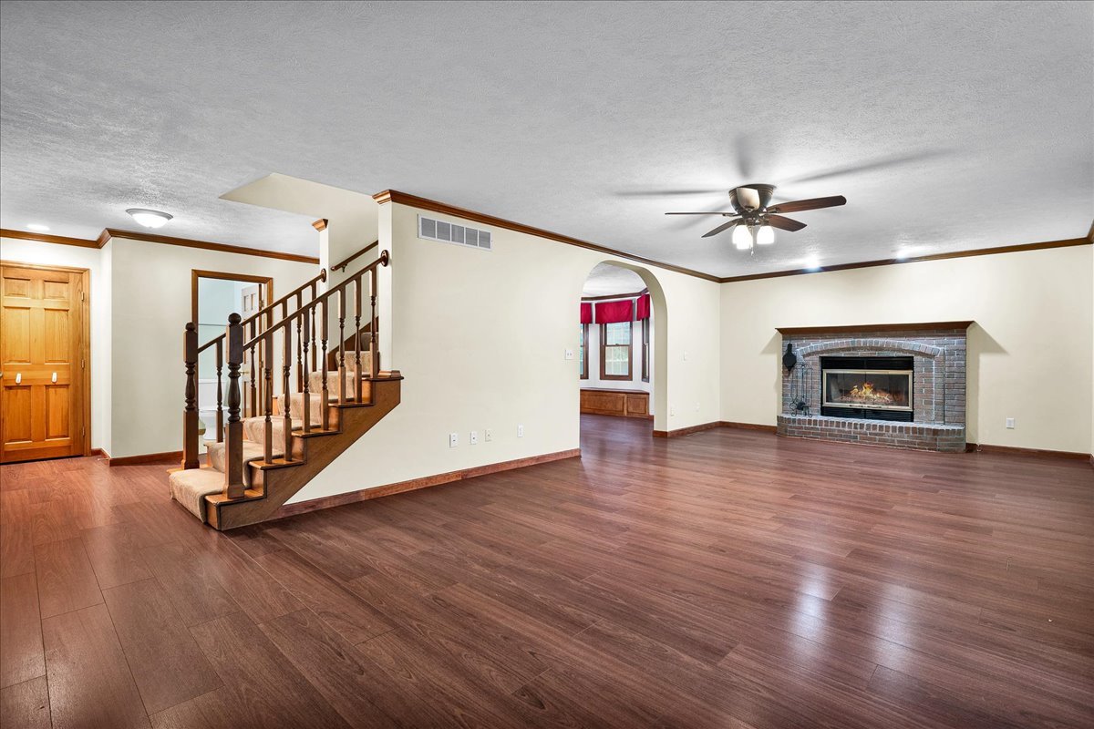 606 Valentine Court