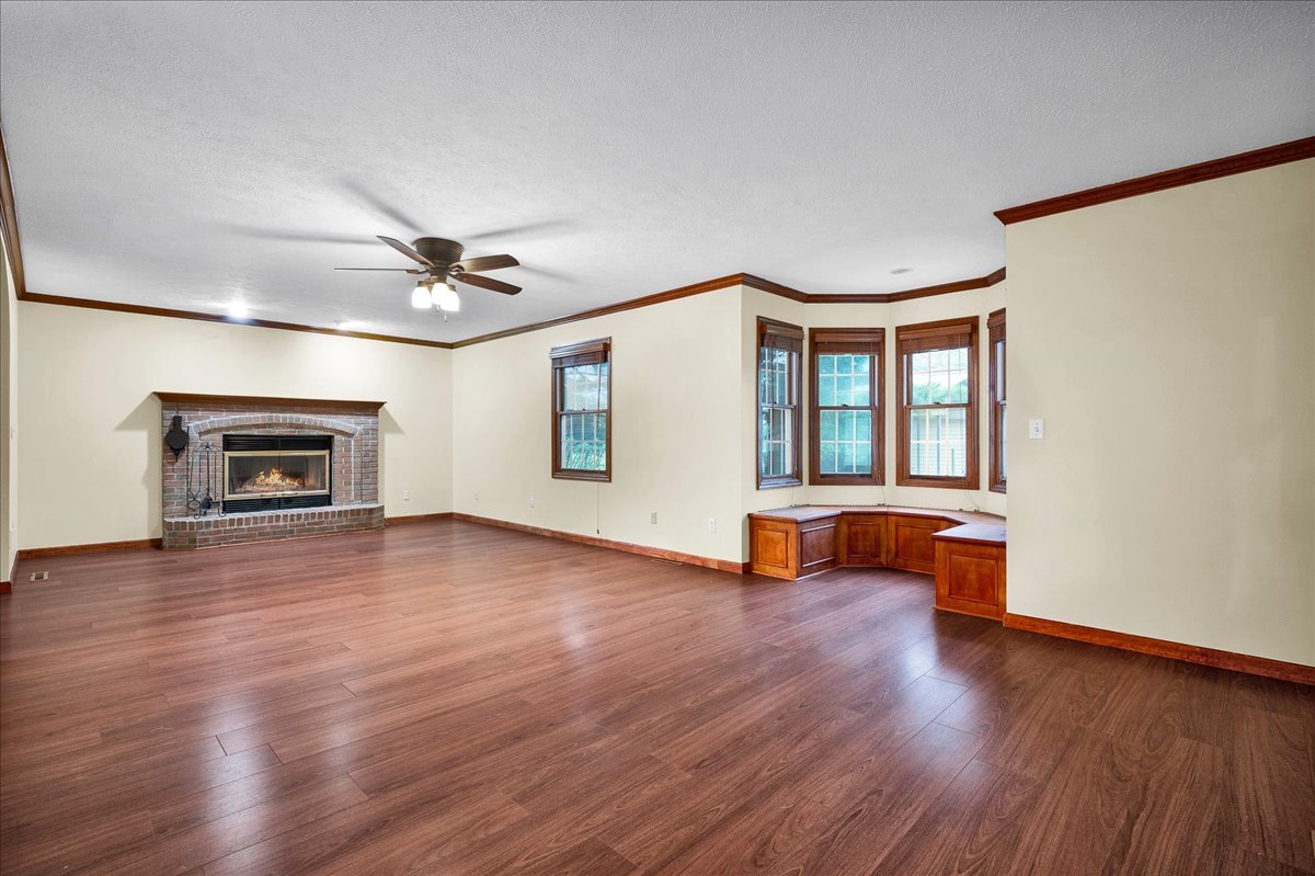 606 Valentine Court