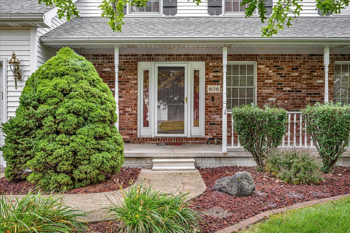 606 Valentine Court