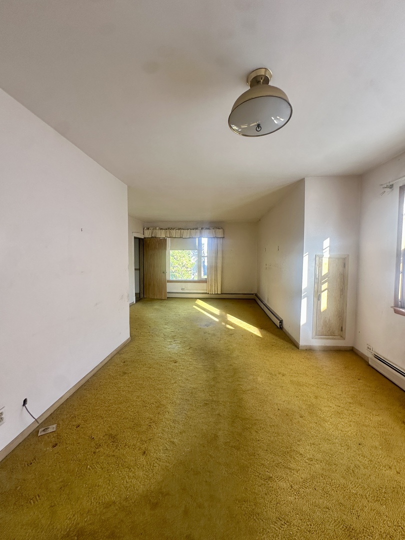 Chicago, Illinois 60646, United States, 4 Bedrooms Bedrooms, ,3 BathroomsBathrooms,Residential,Active,225754