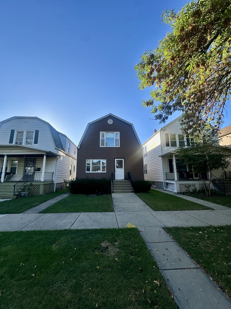 Chicago, Illinois 60646, United States, 4 Bedrooms Bedrooms, ,3 BathroomsBathrooms,Residential,Active,225754