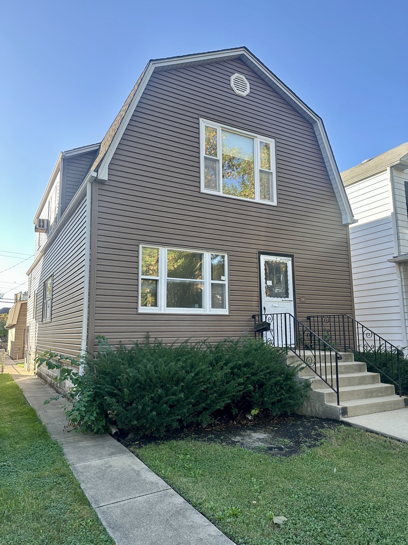 Chicago, Illinois 60646, United States, 4 Bedrooms Bedrooms, ,3 BathroomsBathrooms,Residential,Active,225754