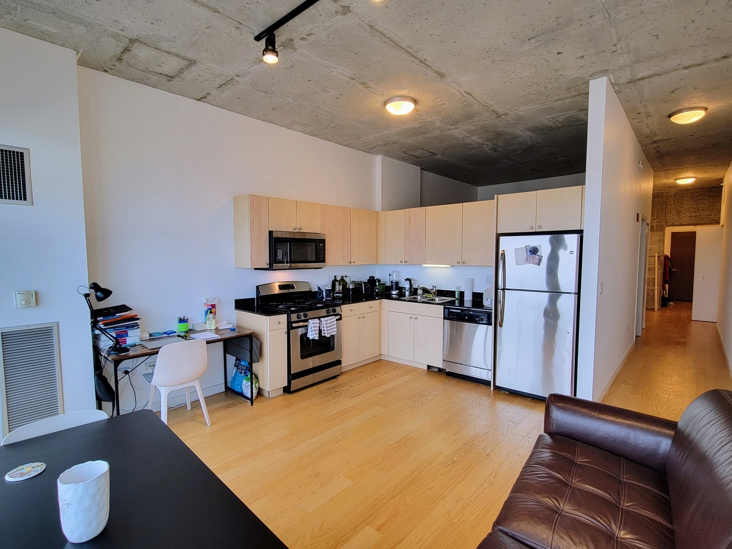 235 W Van Buren Street 4208