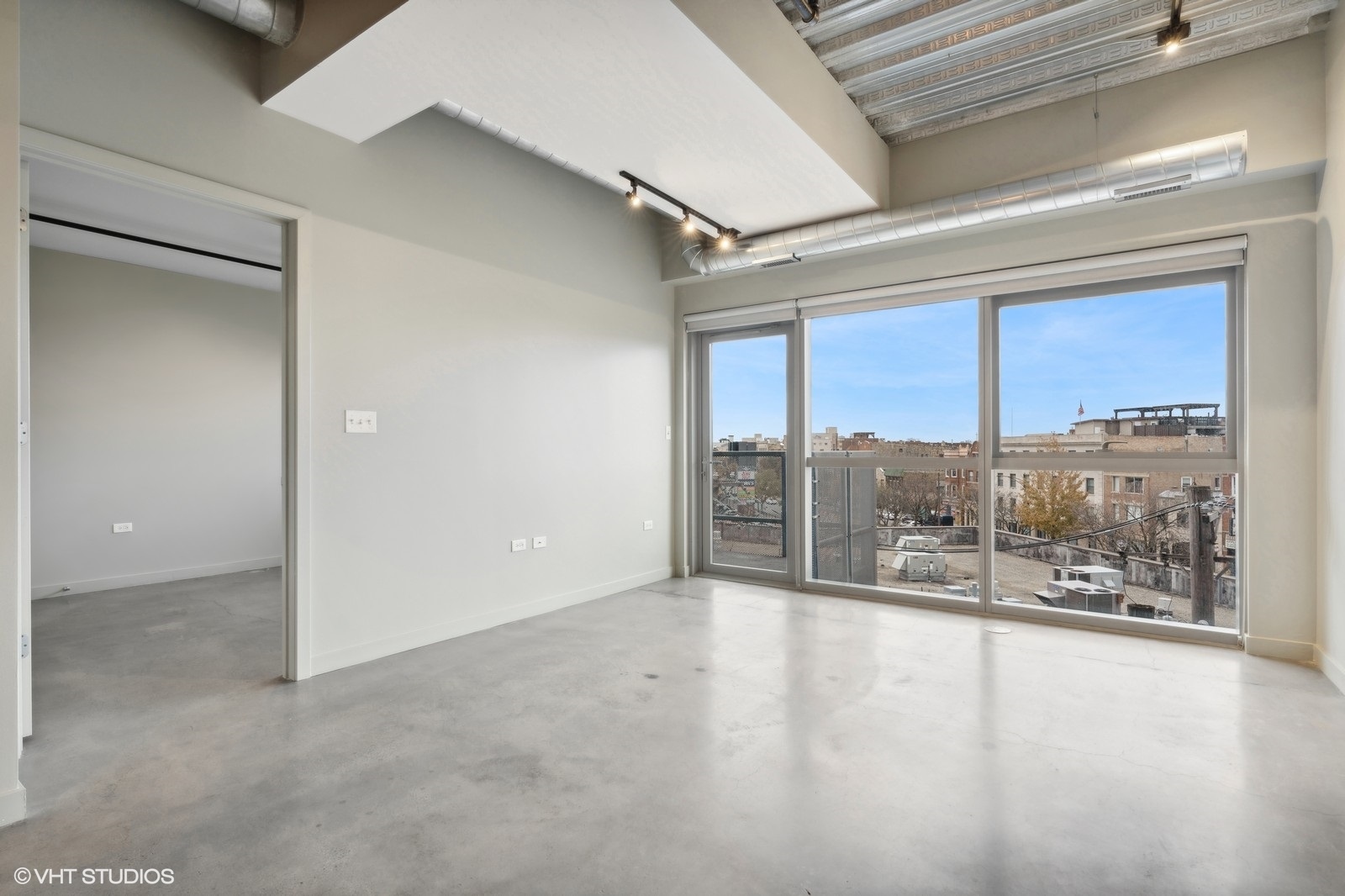 1241 N MILWAUKEE Avenue 703