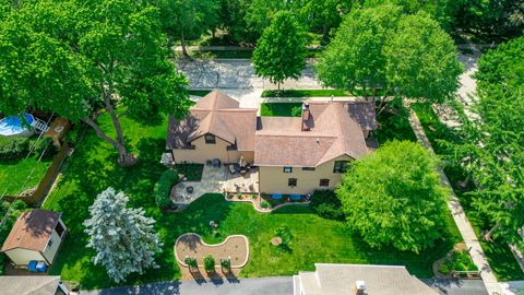 A home in West Dundee