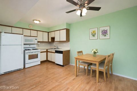 Tiny photo for 631 Derry Court #2C, Schaumburg, IL 60193 (MLS # 12586100)