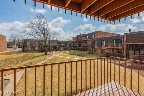 Tiny photo for 631 Derry Court #2C, Schaumburg, IL 60193 (MLS # 12586100)