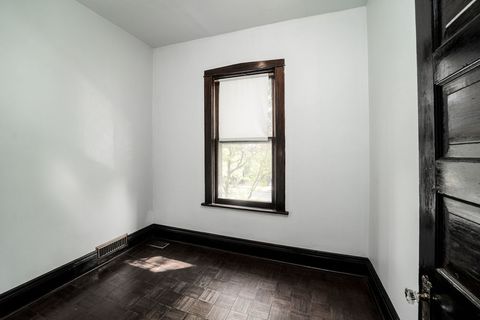 Tiny photo for 4244 N Ashland Avenue, Chicago, IL 60613 (MLS # 12391082)