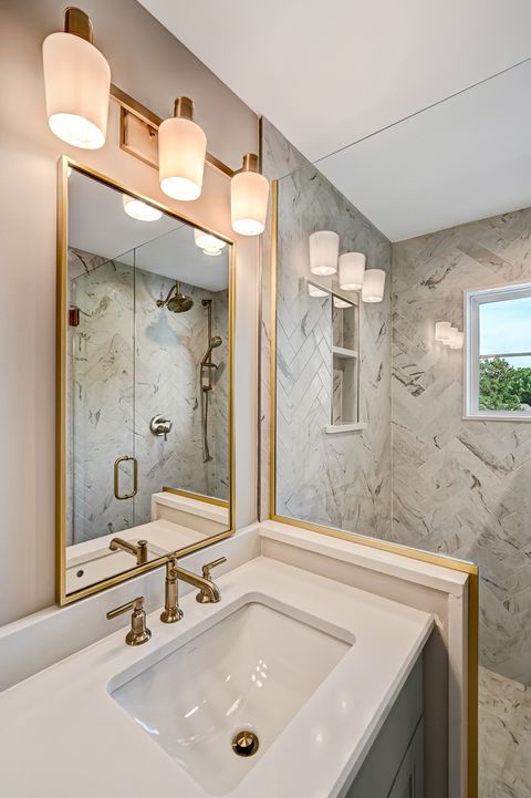 Tiny photo for 133 Harding Court, Glen Ellyn, IL 60137 (MLS # 12385877)