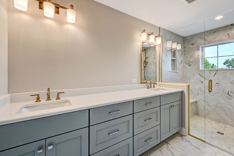 Tiny photo for 133 Harding Court, Glen Ellyn, IL 60137 (MLS # 12385877)