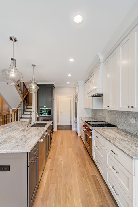 Tiny photo for 133 Harding Court, Glen Ellyn, IL 60137 (MLS # 12385877)