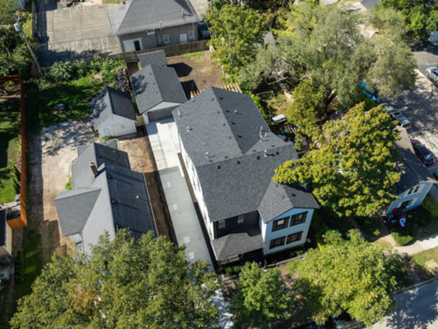 223 Center Street