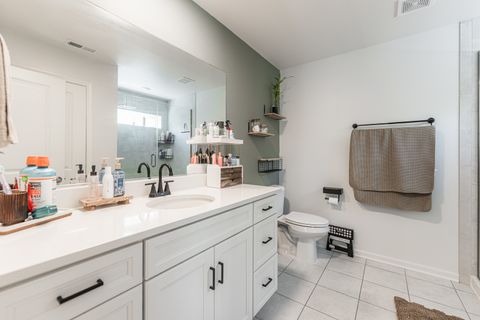 Tiny photo for 1029 Draper Road, McHenry, IL 60050 (MLS # 12475837)