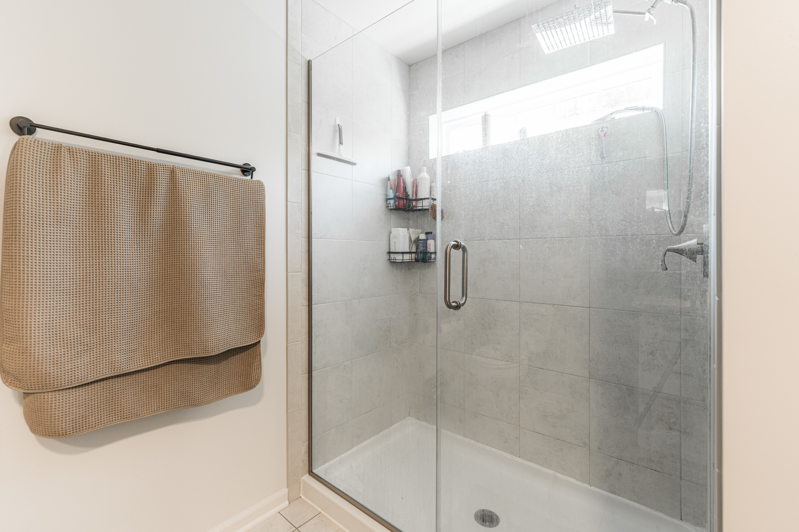 McHenry, Illinois 60050, United States, 3 Bedrooms Bedrooms, ,3 BathroomsBathrooms,Residential,Active,212352