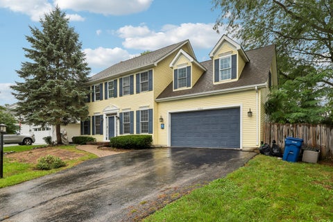 Tiny photo for 33584 N Almond Road, Grayslake, IL 60030 (MLS # 12781167)